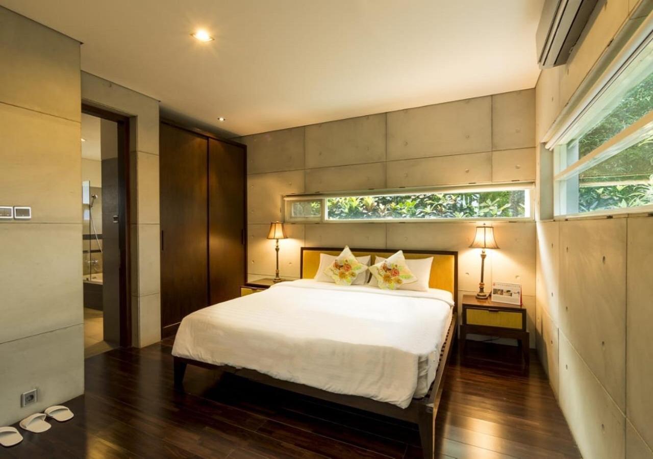 K Gallery Hotel Pasuruan Buitenkant foto